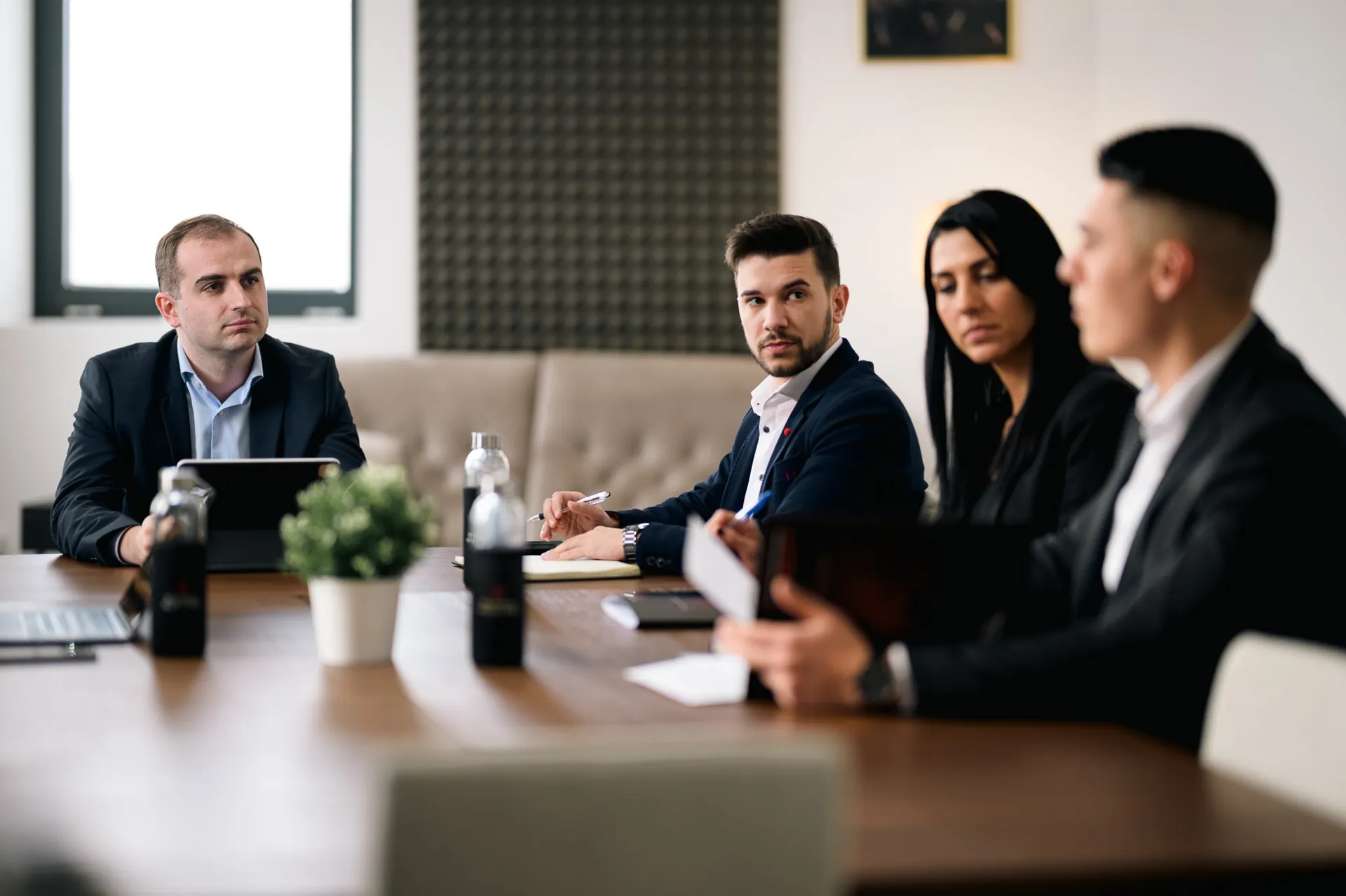 Humble Hunters upravljački sastanak